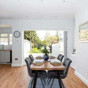  Apartment The Carlton By Sorted